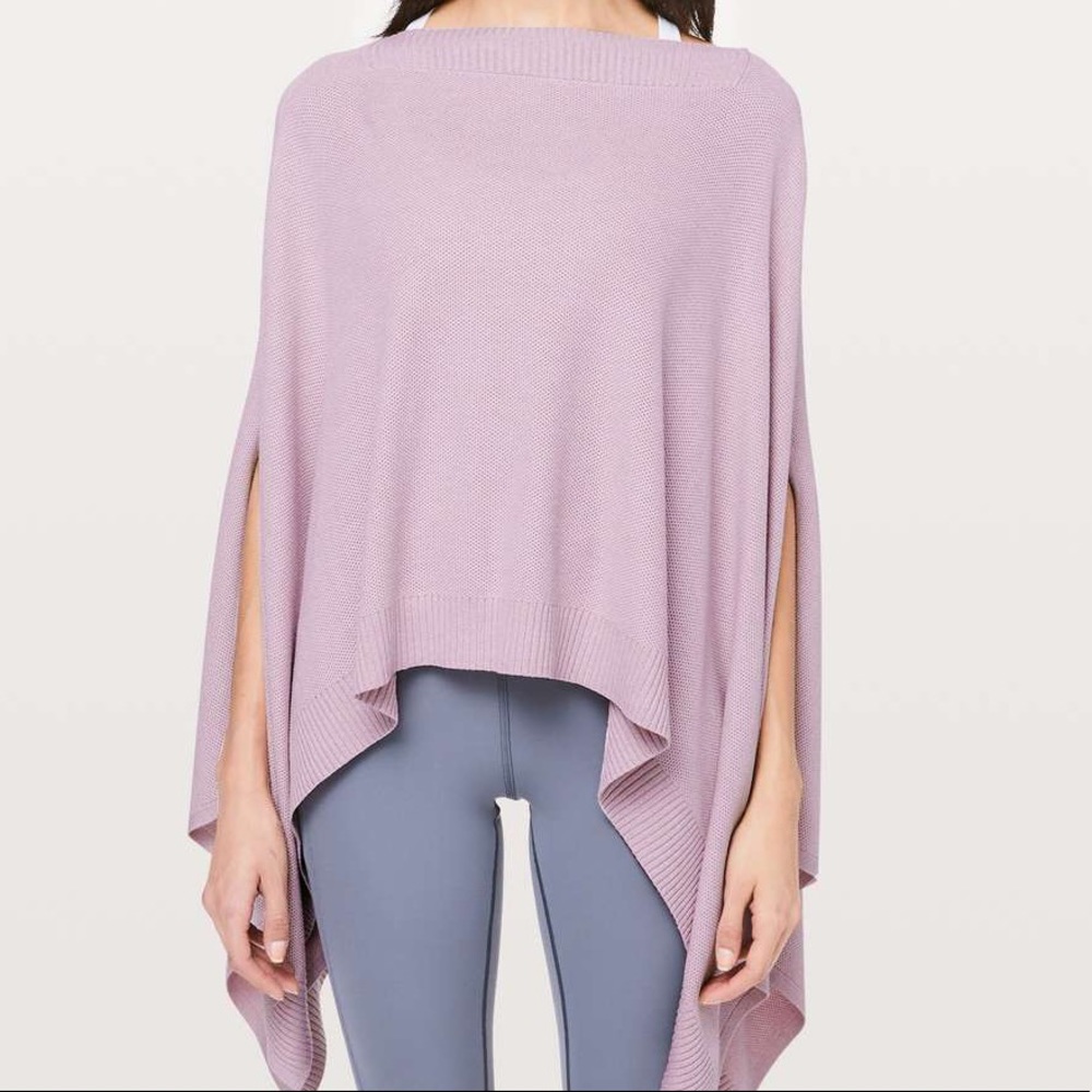 Lululemon Forward Flow Cape - image 2